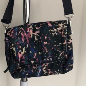 Lululemon purse